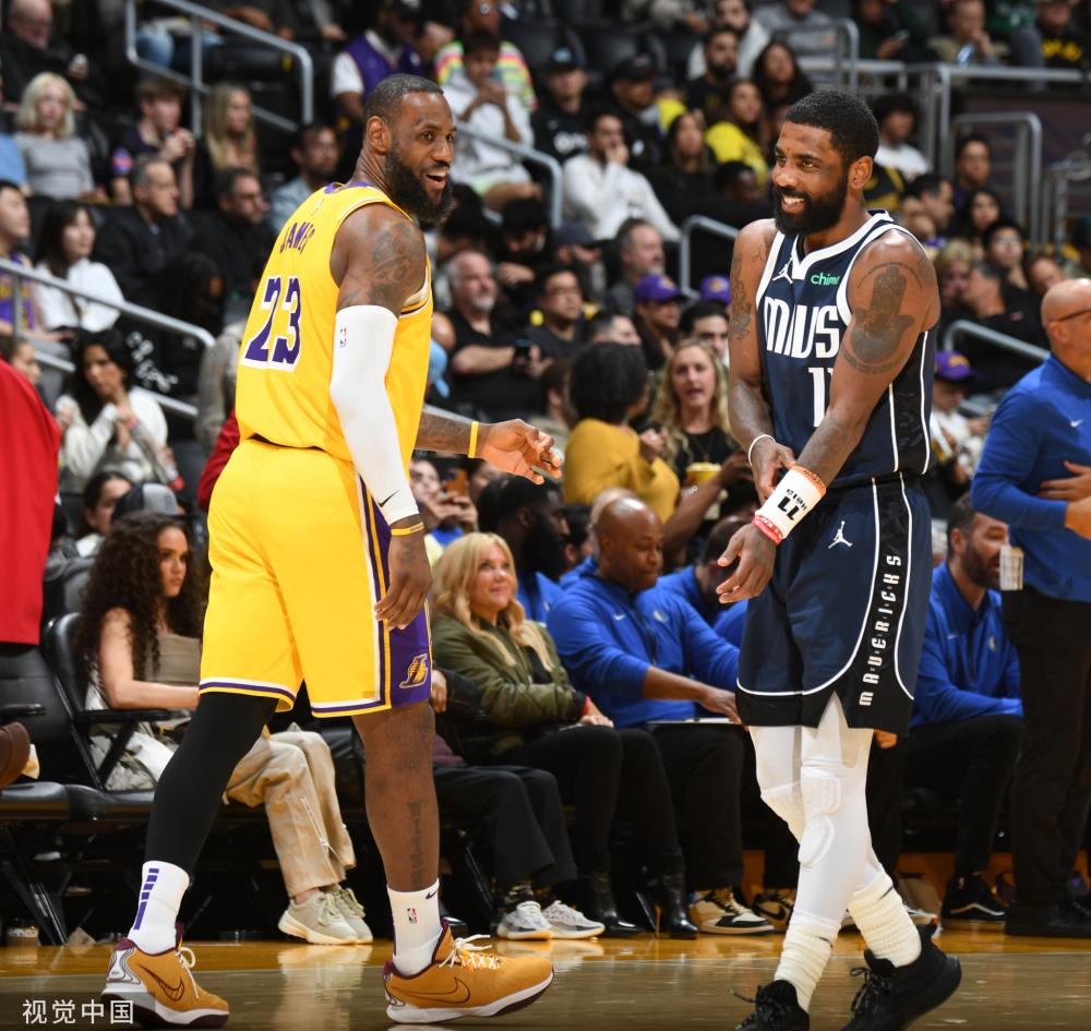 的表现却经 的表现却经