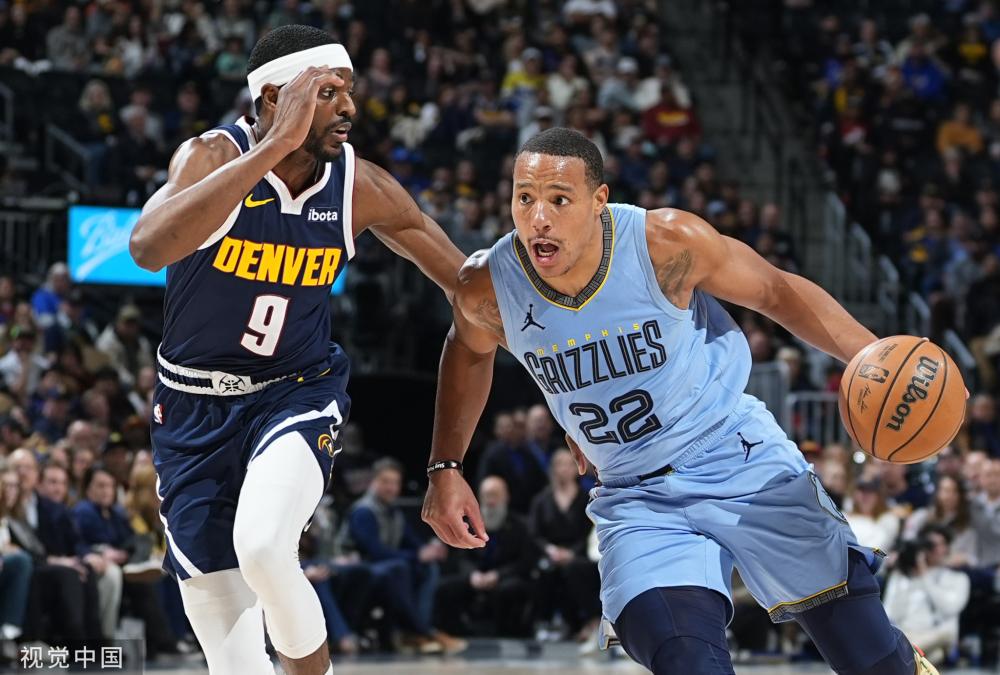 更以无懈可 更以无懈可