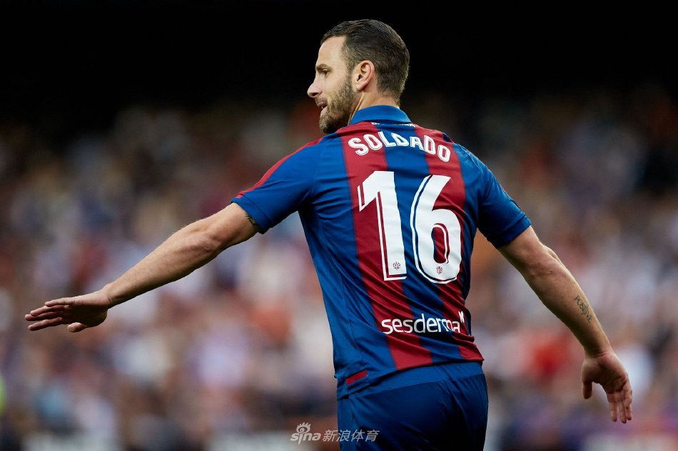 中期的悬念 中期的悬念